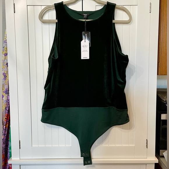 Express Tops - Express Sleeveless Bodysuit